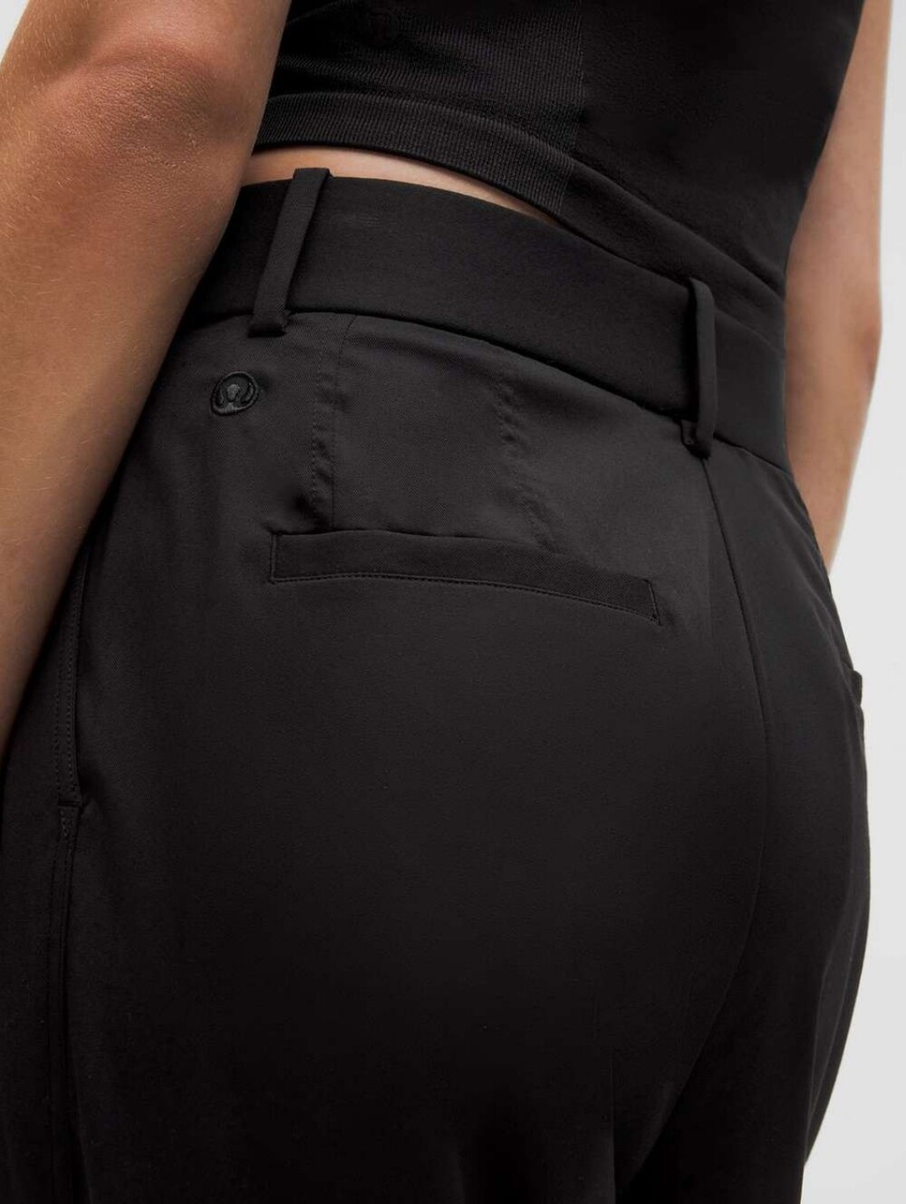 Lululemon Pleat-Front High-Rise Trouser *Regular Size 8 Black Pockets Fly Front - Picture 2 of 16
